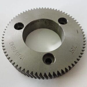 IMPRESSION GEAR 73T 1-1/2 BORE HIGH GRADE GEAR TEETH 1 1/2″ BORE – THE GEAR TEETH ARE HIGH GRADE ANGLED THE SPUR VERSION OF THIS GEAR IS 11M039 ( GEAR TEETH ARE STRAIGHT )