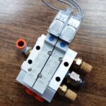 SA TWO-VALVE KIT WITH MANIFOLD, 120FAC, FLEXO KICK-OFF