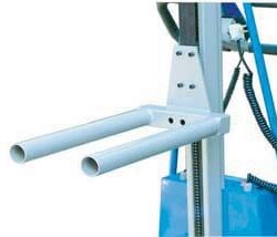 DUAL RAM ARRANGEMENT, RAM LENGTH IS 17.75″ LONG AND 2″ IN DIAMETER, DISTANCE BETWEEN THE RAMS IS 6″, USED TO CRADLE ROLLS OR CAN HANDLE TWO SMALL ROLLS AT ONE TIME THROUGH THE CORE LIFT PRODUCTS